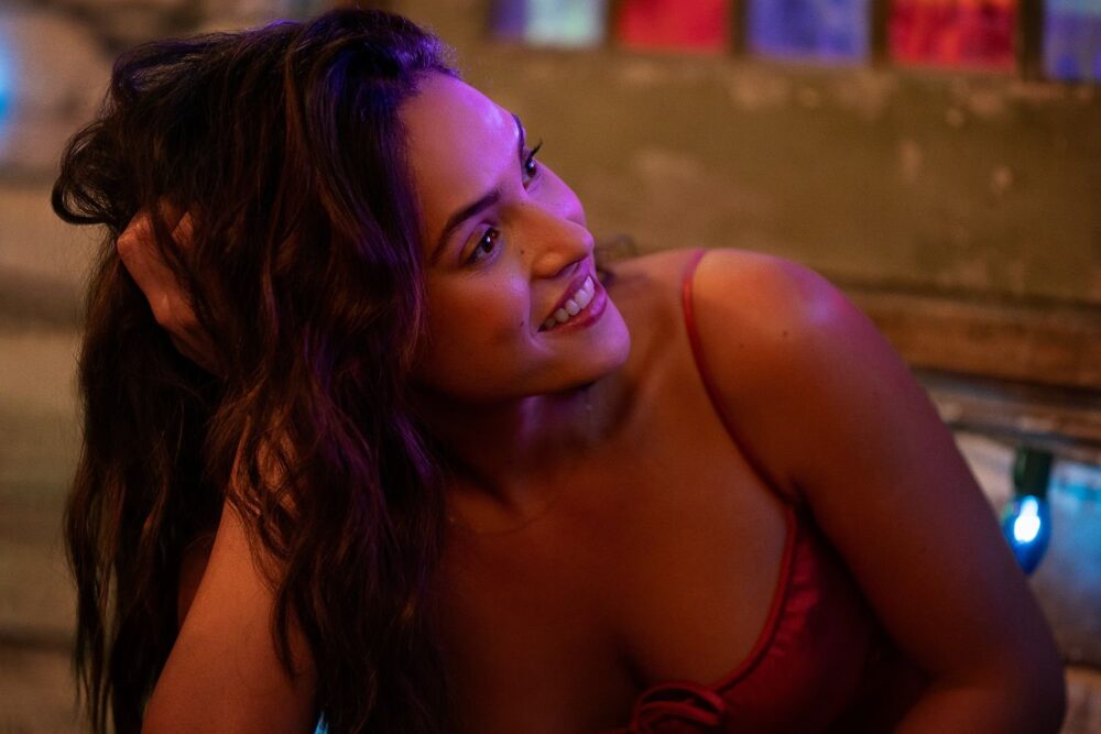 Zdjęcie okładkowe wpisu: Adria Arjona faktycznie wcieli się w Wonder Woman w Supermanie 2? Fani twierdzą, że wideo z siłowni temu dowodzi
