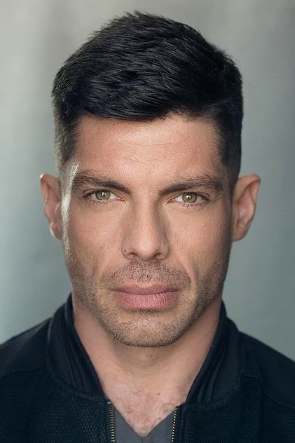 Zdjęcie Ronan Summers
