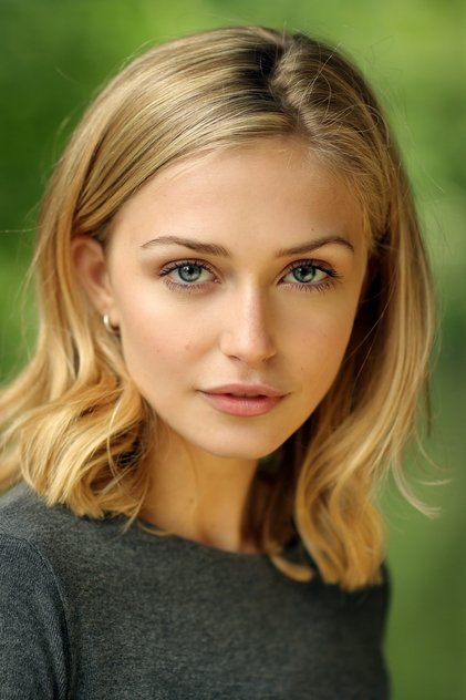 Zdjęcie Sophie Simnett