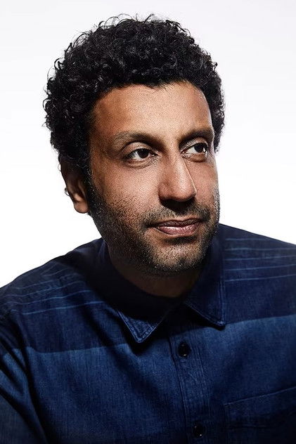 Zdjęcie Adeel Akhtar