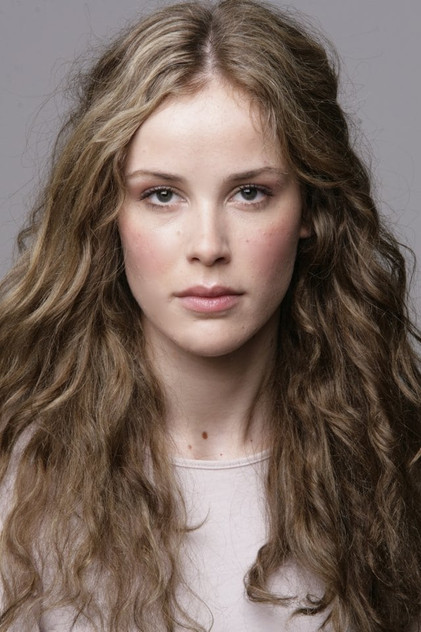 Zdjęcie Carla Juri