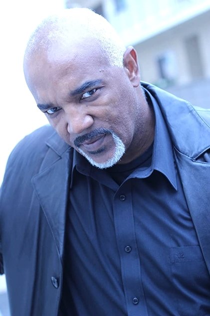 Zdjęcie Leonard L. Thomas