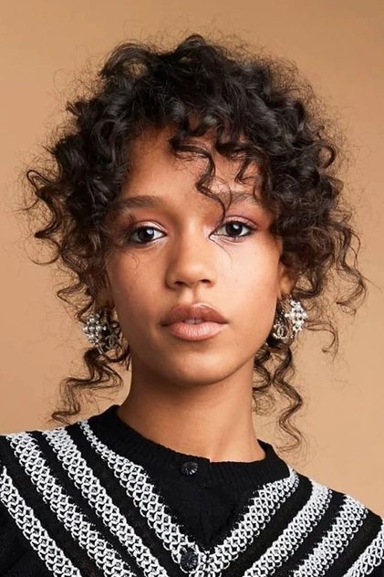Zdjęcie Taylor Russell