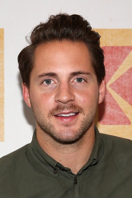 Zdjęcie Tom Ackerley