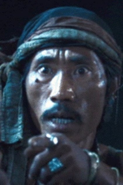 Zdjęcie Aung Theng