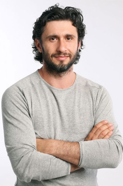 Zdjęcie Dragoș Bucur