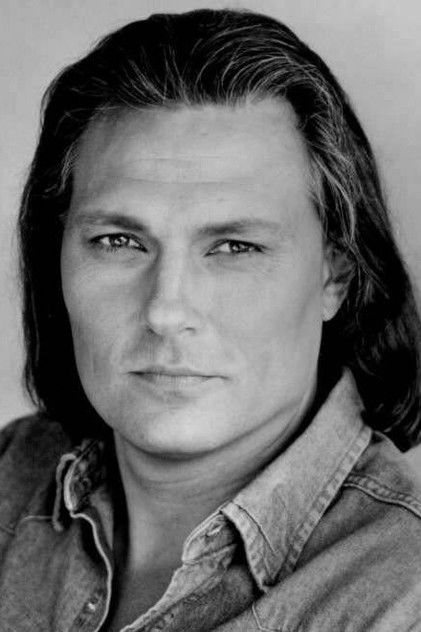 Zdjęcie Michael Horse