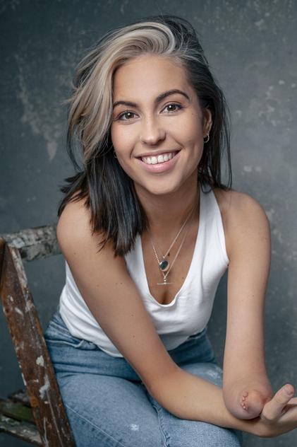 Zdjęcie Rhiannon Clements