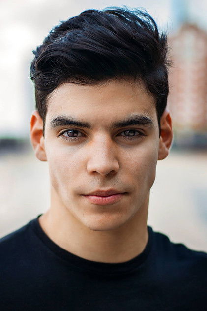 Zdjęcie Aaron Dominguez