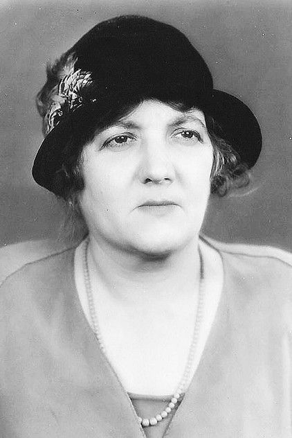 Zdjęcie Adrienne D’Ambricourt