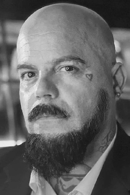 Zdjęcie Simon Ellis