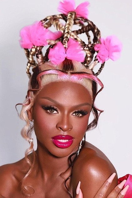 Zdjęcie Symone