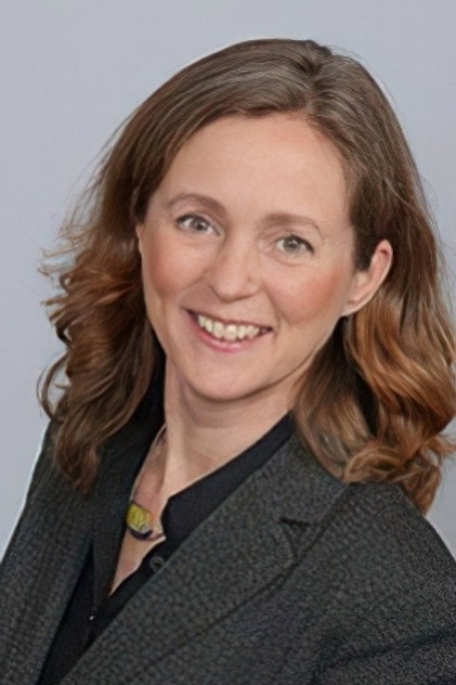 Zdjęcie Lucy Deakins
