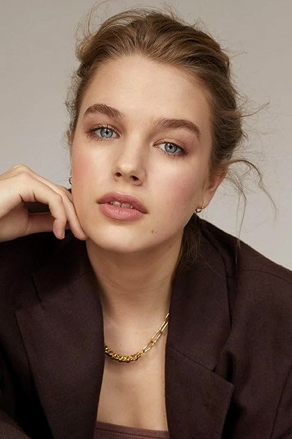 Zdjęcie Teagan Croft