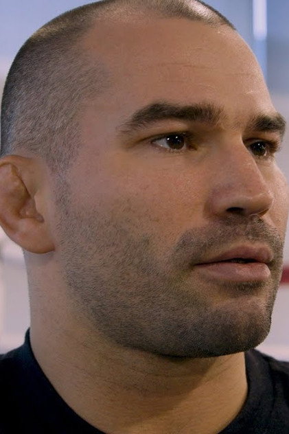 Zdjęcie Artem Lobov
