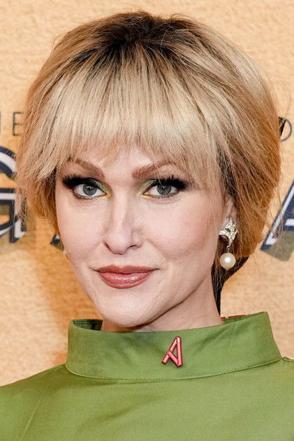 Zdjęcie Jenn Lyon