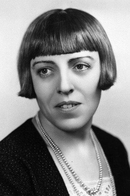 Zdjęcie Dodie Smith