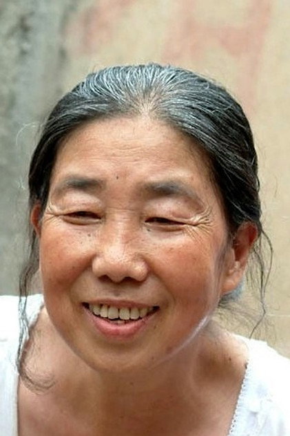 Zdjęcie Lee Myeong-ja