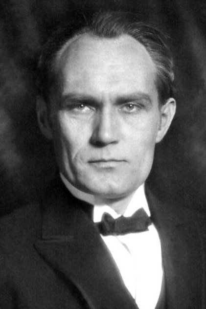 Zdjęcie Bernhard Goetzke
