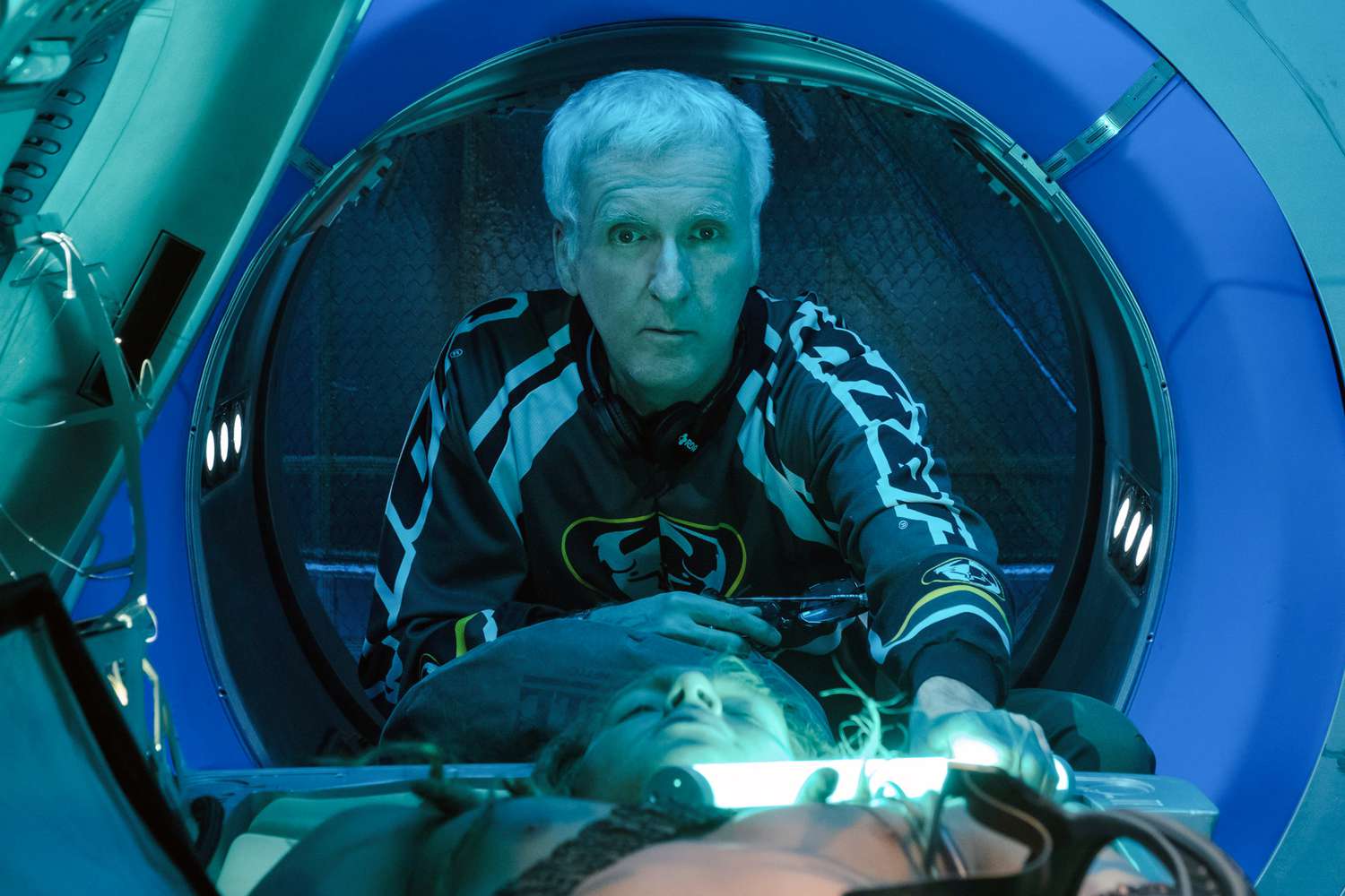 James Cameron chce zrealizować Avatara 4 gwałtownie i tanio