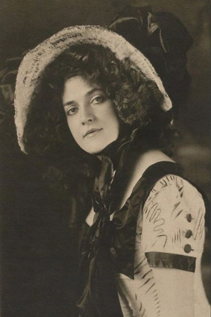 Zdjęcie Annabelle Moore