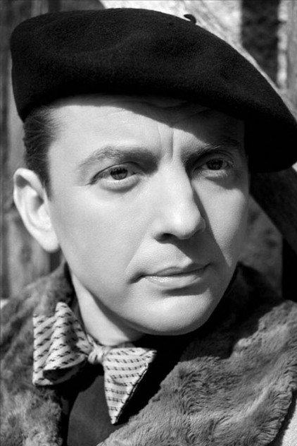 Zdjęcie Paul Bernard